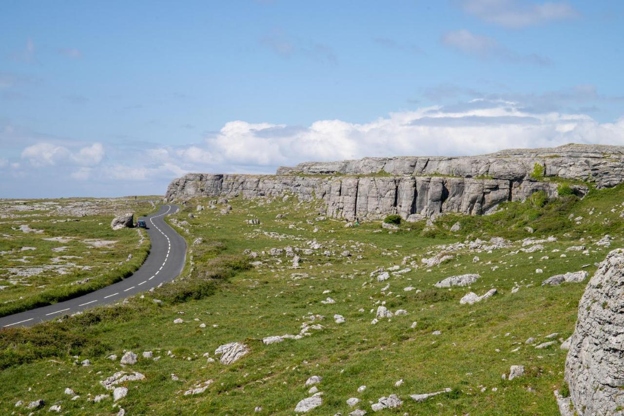 Into The Burren 호텔 Murroogh 외부 사진